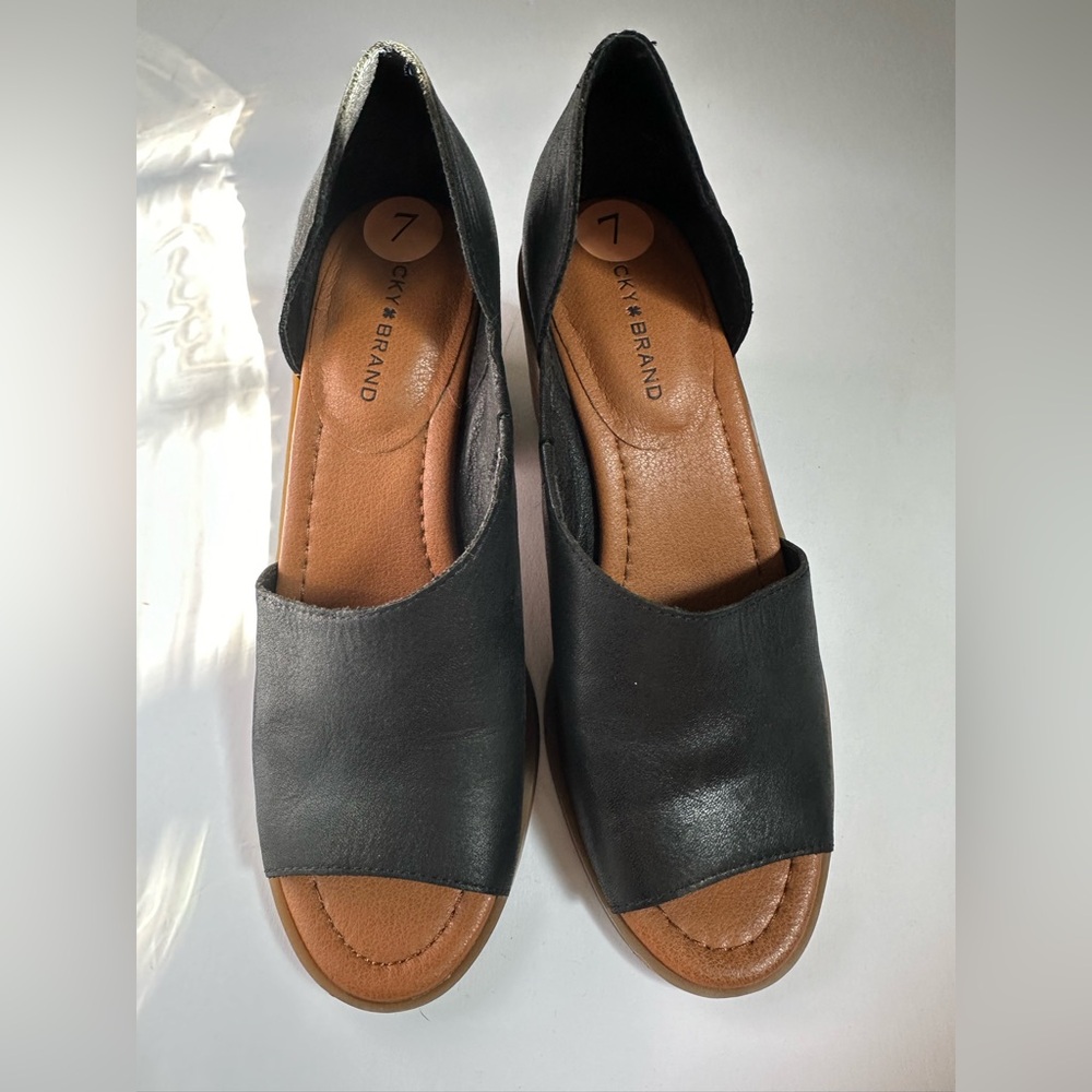 Comfortable leather soft heels Lucky Brand